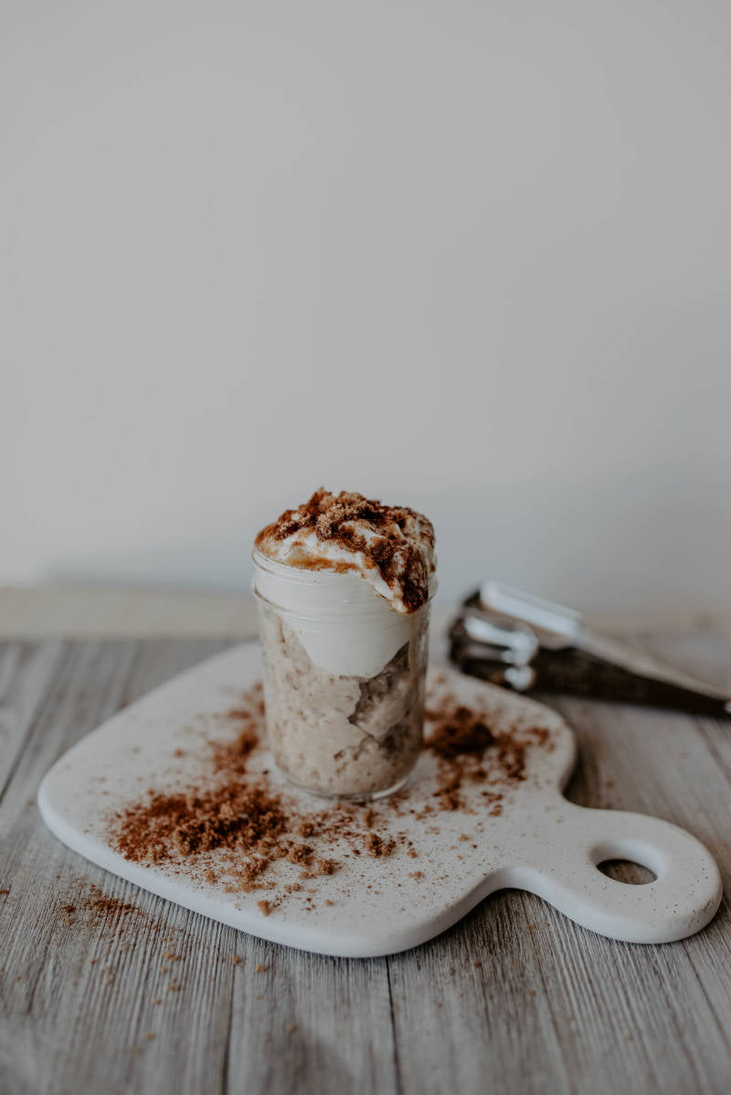 Cinnamon Roll Overnight Oats