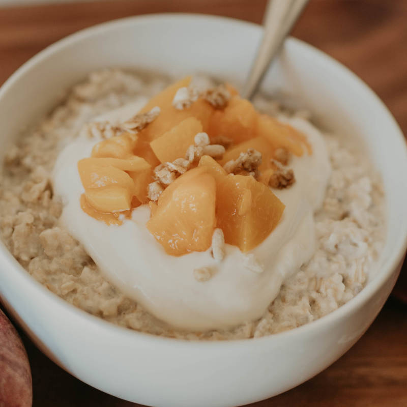 Peaches and Cream Overnight Oats