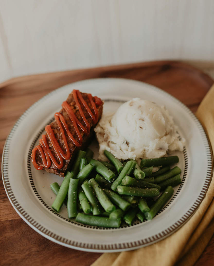 Meatloaf, Mashed Potatoes and Green Beans